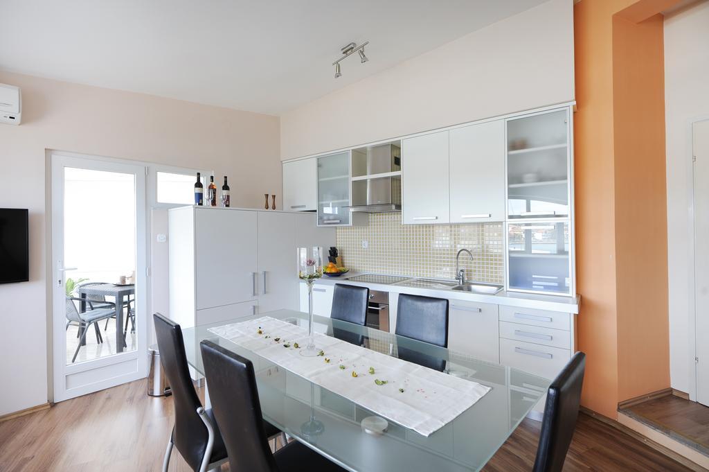 Jaz Apartment